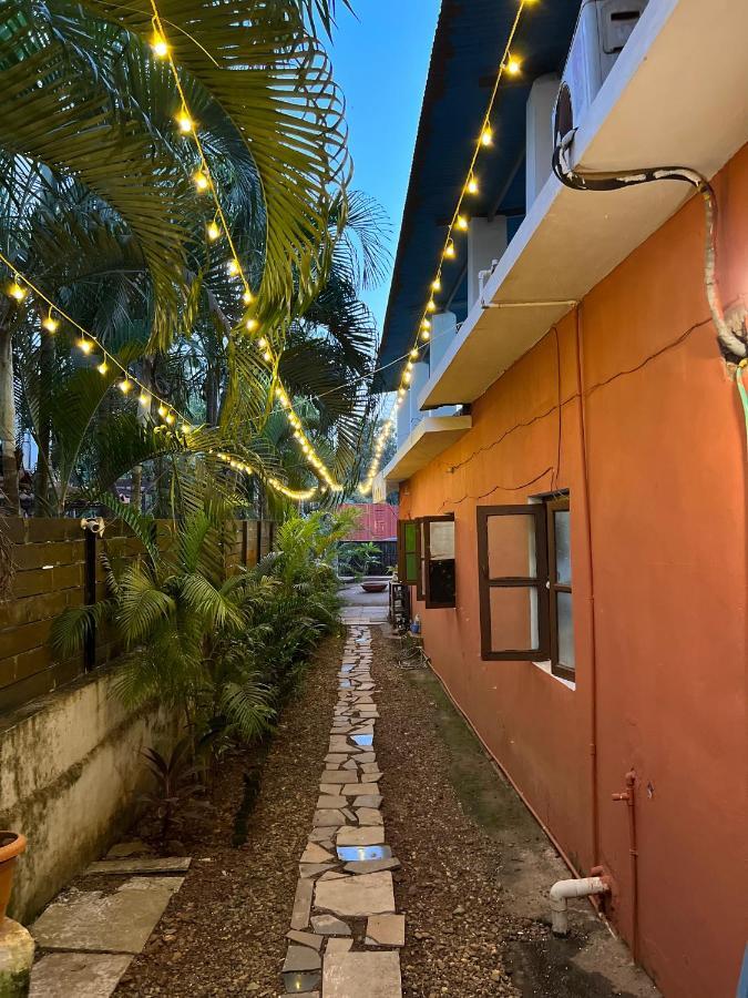 ואגאטור Green Rover Hostel By Gypstead מראה חיצוני תמונה